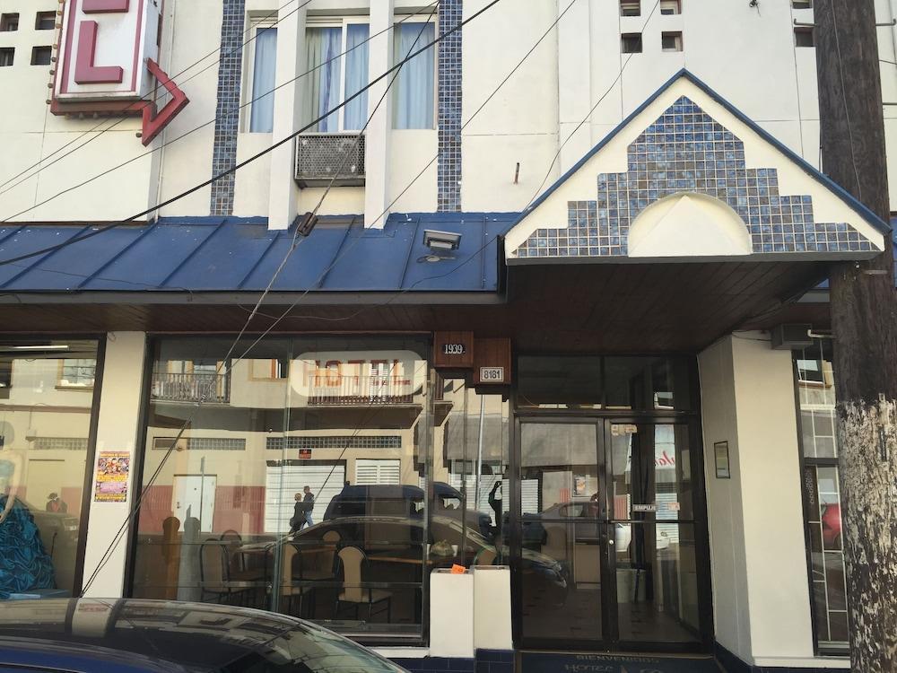 Hotel Paris Tijuana Exterior photo